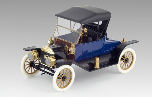 ICM 1:24 - Model T 1913 Roadster, American Passenger Car (24001)