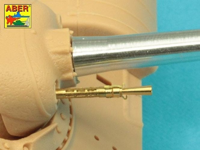 Hovedbilde Armament for Soviet SU-122-54: 1x122 mm D-49 gun ...