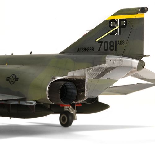 Zoukei-Mura 1:48 - F-4G Phantom II Wild Weasel VI (SWS48-14)