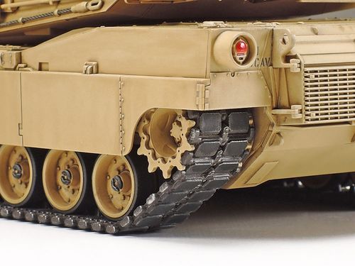 Tamiya 1:48 - 32592 U.S. Main Battle Tank M1A2 Abrams