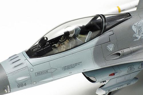 Tamiya 1:72 - Lockheed Martin F-16CJ [Block 50] Fighting Falcon (full equipment) 60788 