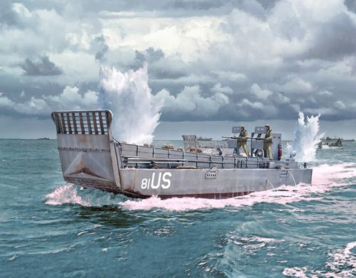 Italeri 1:35 - LCM-3 Landing Craft with 3 figures (6755)