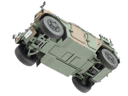 Tamiya 1:35 - Japan Ground Self Defense Force Light Armored Vehicle (35368)