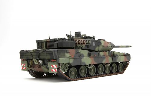 Meng Model 1:35 - Leopard 2 A7 German Main Battle Tank (TS-027)