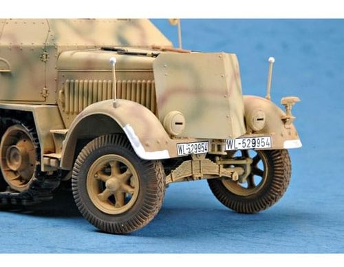 Trumpeter 1:35 - German 2cm Flakvierling 38 auf Selbstfahrlafette (Sd.Kfz.7/1 Late Version) 01524 
