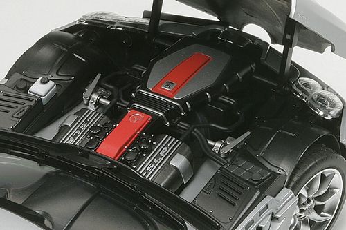 Tamiya 1:24 - Mercedes-Benz SLR McLaren (24290)