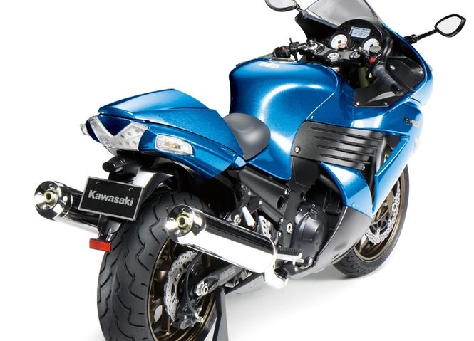 Hovedbilde Tamiya 1:12 - Kawasaki ZZR1400 (14111)