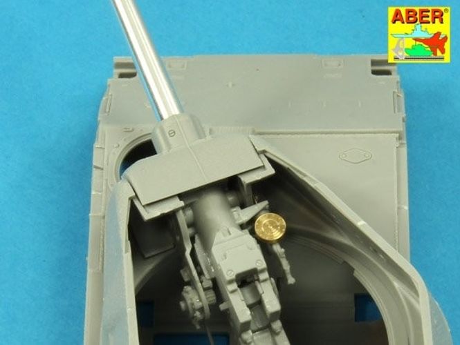 Hovedbilde Armament for Soviet Medium Tank T44M 85mm