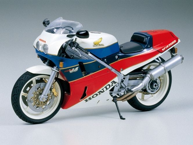 Hovedbilde Tamiya 1:12 Honda VFR750R (14057)