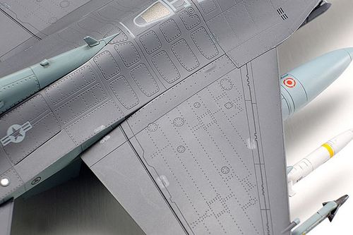 Tamiya 1:72 - Lockheed Martin F-16CJ [Block 50] Fighting Falcon (full equipment) 60788 