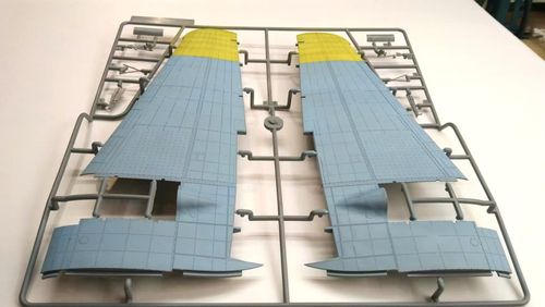 Border Model 1:35 - Heinkel He-111 H-6 - German WWII Bomber