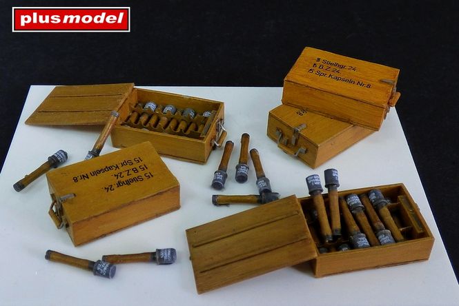 Hovedbilde Plus Model 1:35 - German grenades I 270 