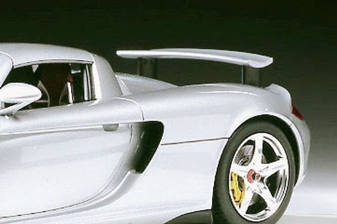 Hovedbilde Tamiya 1:24 - Porsche Carrera GT (24275)