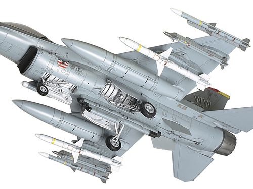 Tamiya 1:48 - Lockheed Martin F-16CJ Block 50 Fighting Falcon (61098)
