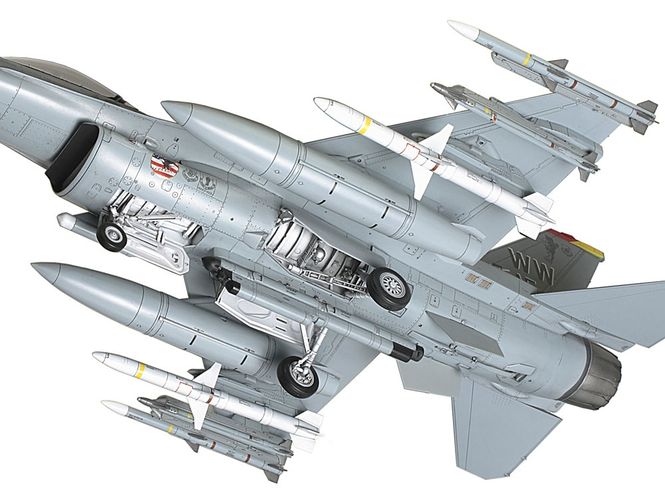 Main Image Tamiya 1:48 - Lockheed Martin F-16CJ Block 50 ...