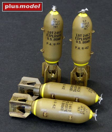 Plus Model 1:32 - Bombs 250lb AL3024 