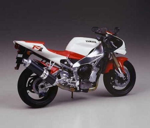 Tamiya 1:12 - Yamaha YZF-R1 (14073)