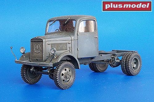 Plus Model 1:35 - Mercedes L3000 4 x 4 chassis Conversion 244 