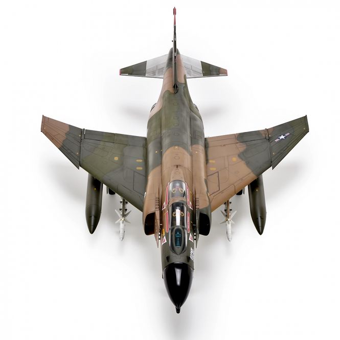 Hovedbilde Zoukei-Mura 1:48 - F-4C PHANTOM II WILD WEASEL IV ...