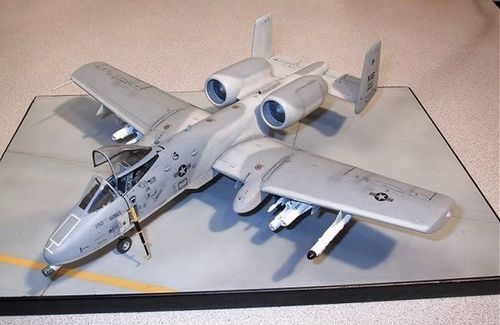 Tamiya 1:48 A-10A Thunderbolt II (61028)